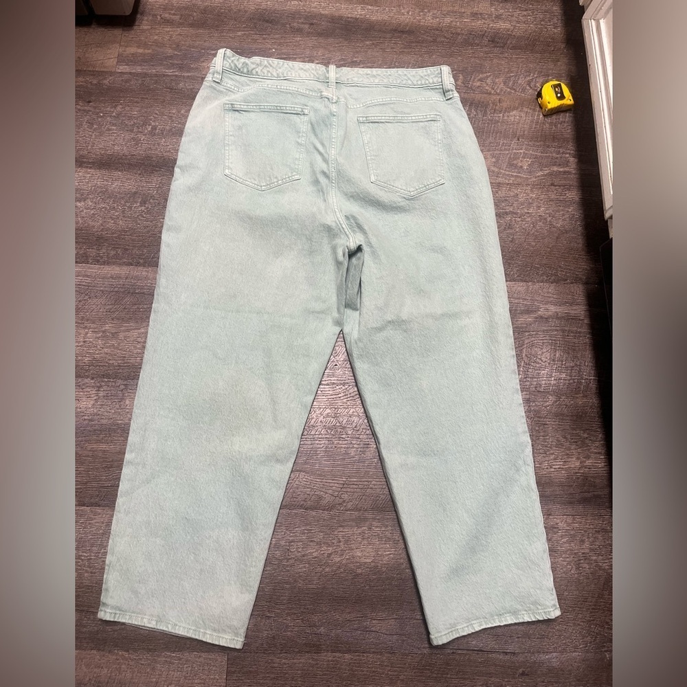 Universal tread vintage straight Light Green Denim Jeans - Picture 8 of 8
